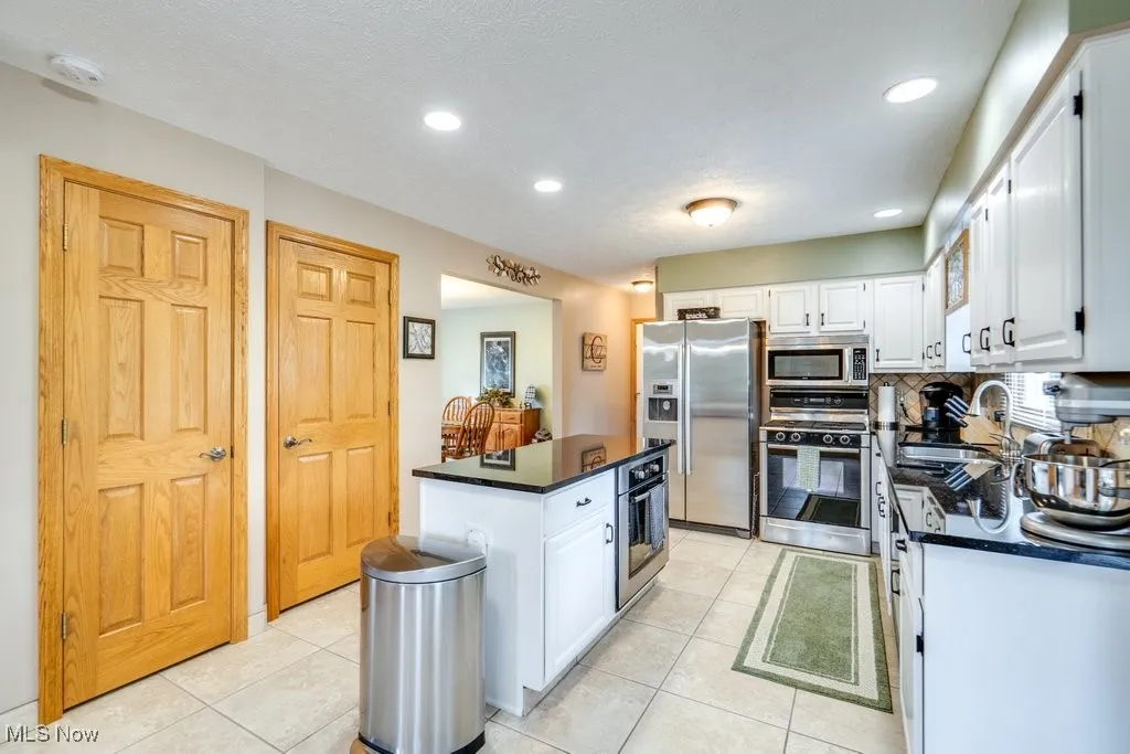 10321 Schlabach Avenue, Hartville, Ohio,MLS Now Listing ID