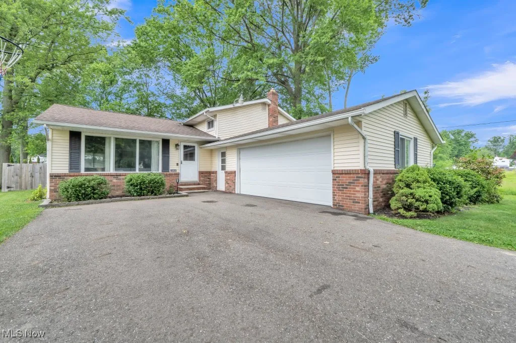 1999 Berger Avenue, Stow, Ohio,MLS Now Listing ID