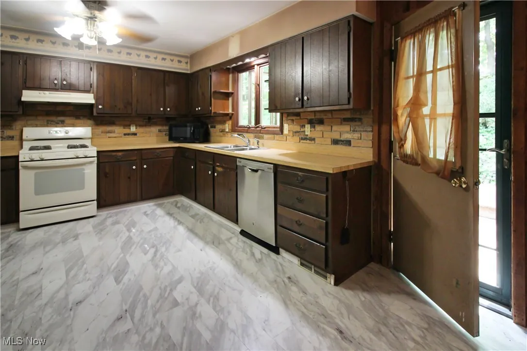 8630 Williams Road, Chardon, Ohio 44024,MLS Now Listing ID