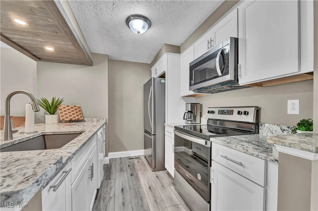 4757 Ledgewood Drive # 8D, Medina, Ohio,MLS Now Listing ID