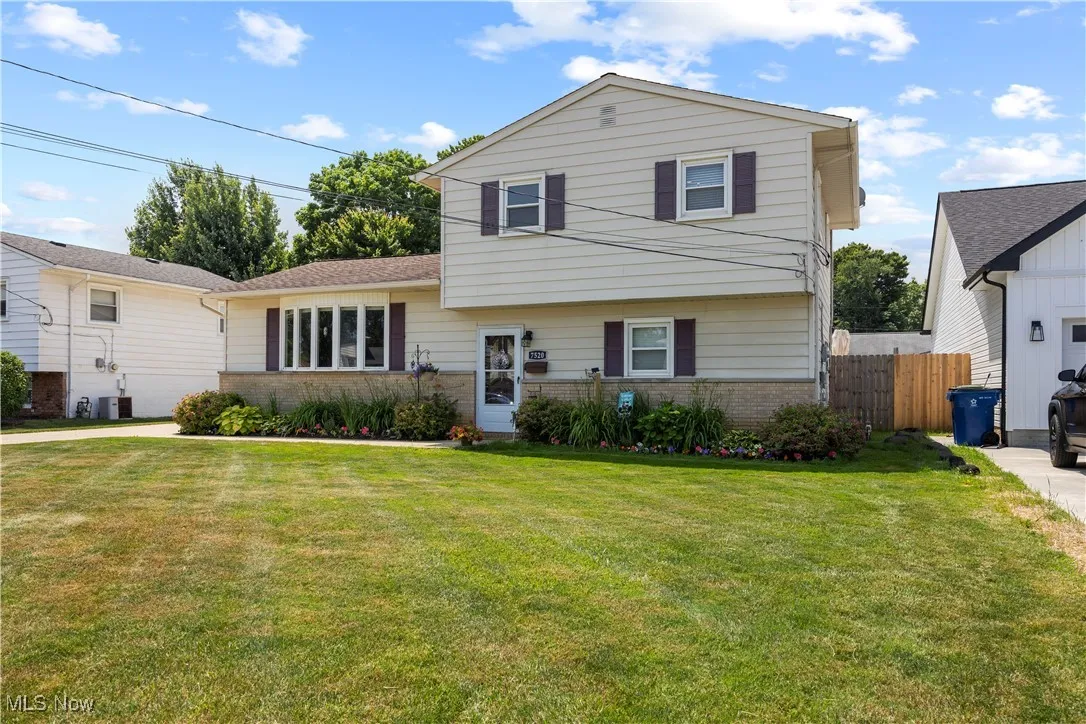 7520 Goldenrod Drive, Mentor On The Lake, Ohio 44060,MLS Now Listing ID