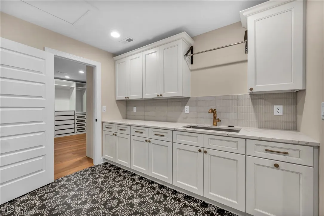 2705 Rocky Ridge Drive, Westlake, Ohio 44145,MLS Now Listing ID