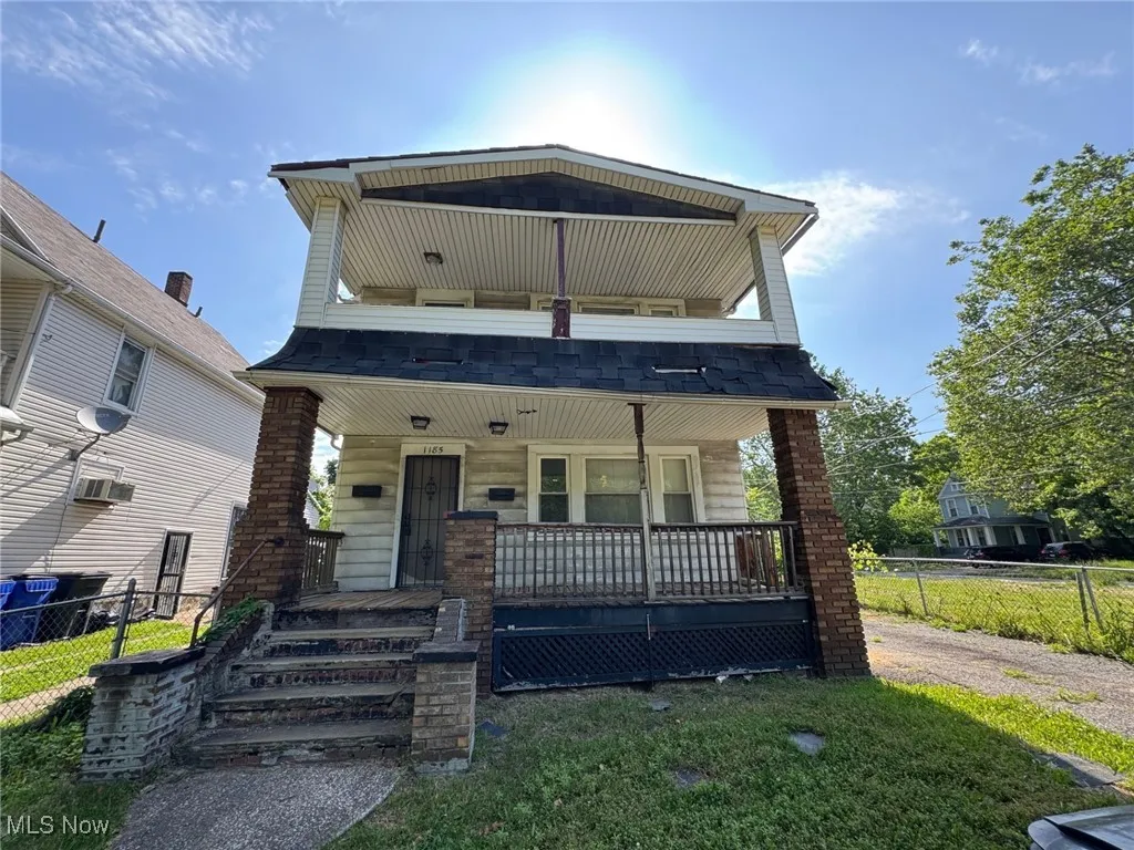 View of front of house with a porch