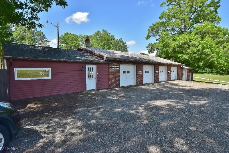 This 30'x108', 5 bay garage is located just along Raven Road