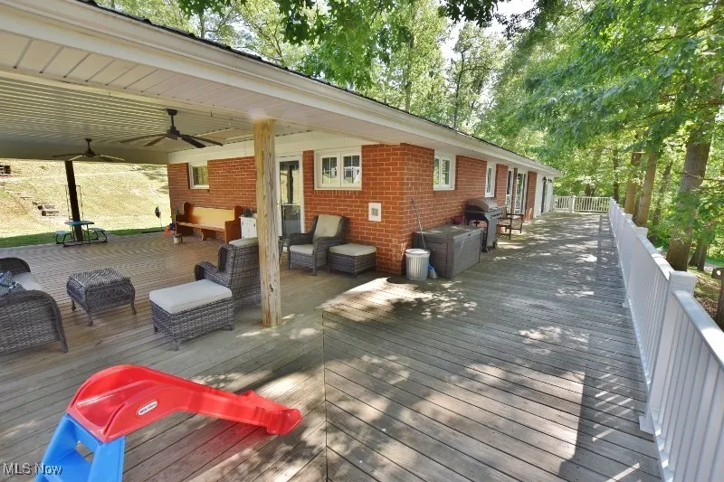 Another angle showcasing the the entire wrap around deck.