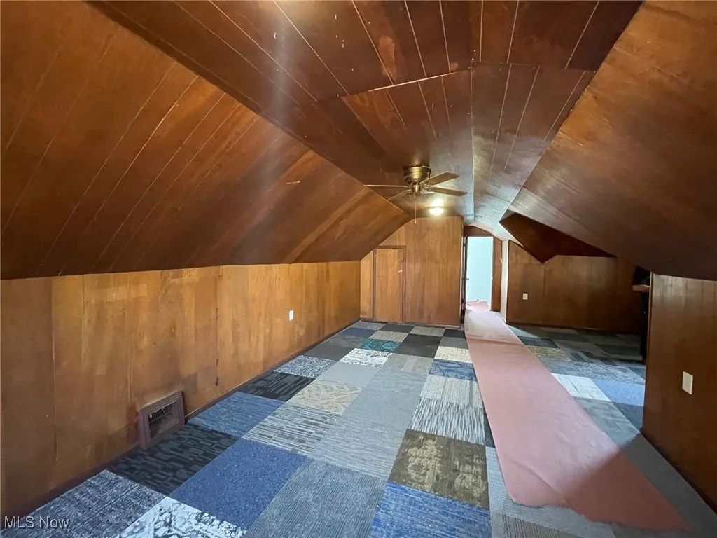 Bedroom on the 2nd floor view 3