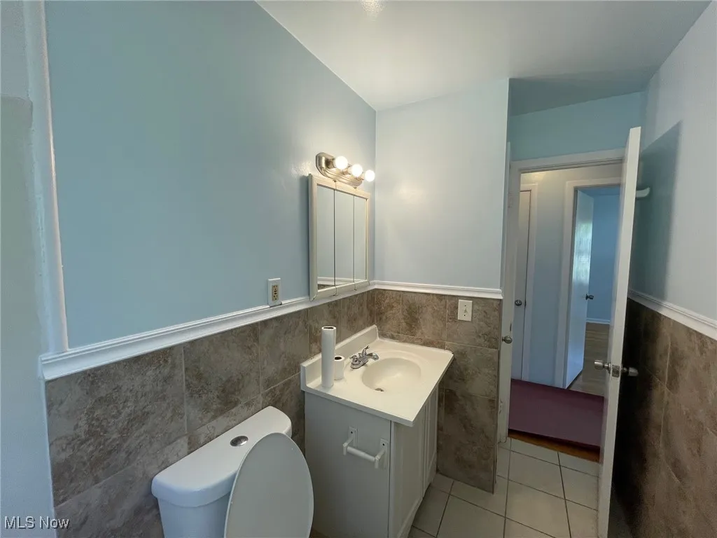 Bathroom view 2