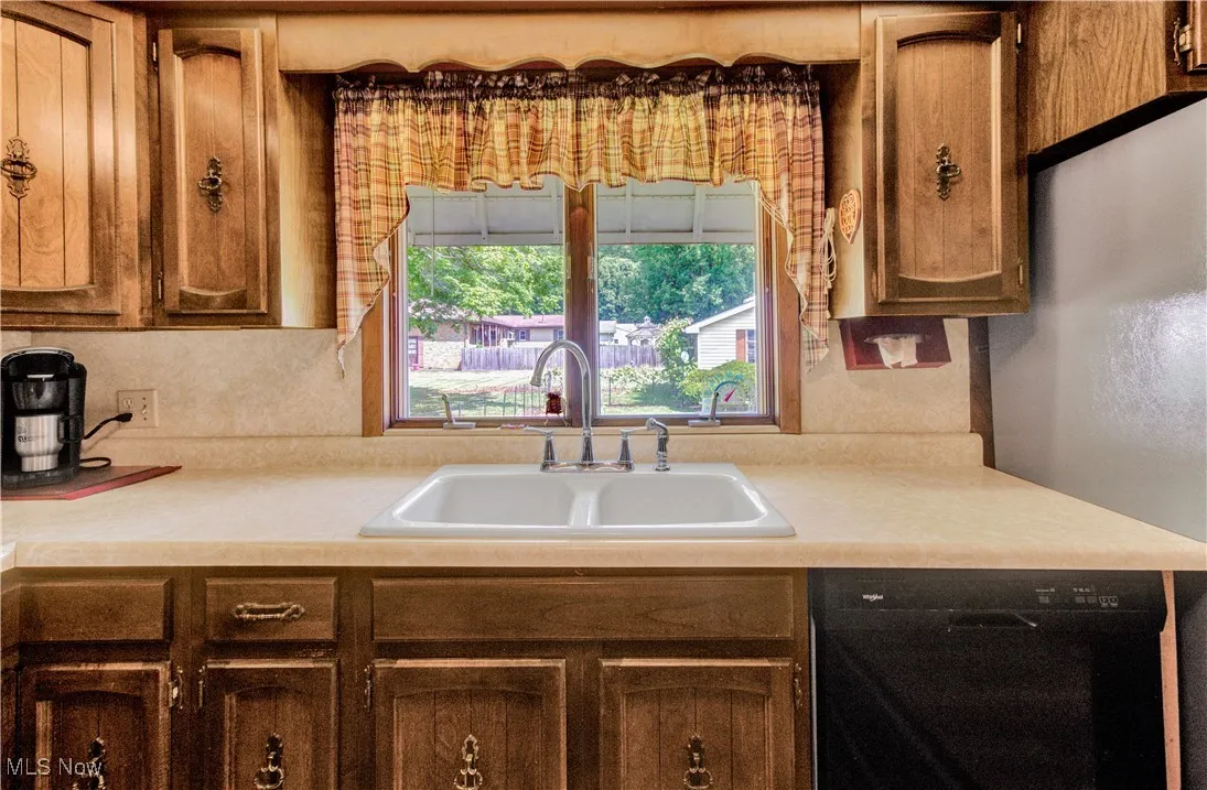 5157 Alliance Road, Malvern, Ohio,MLS Now Listing ID