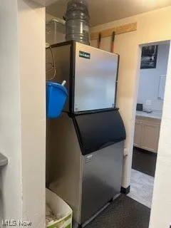 ice maker