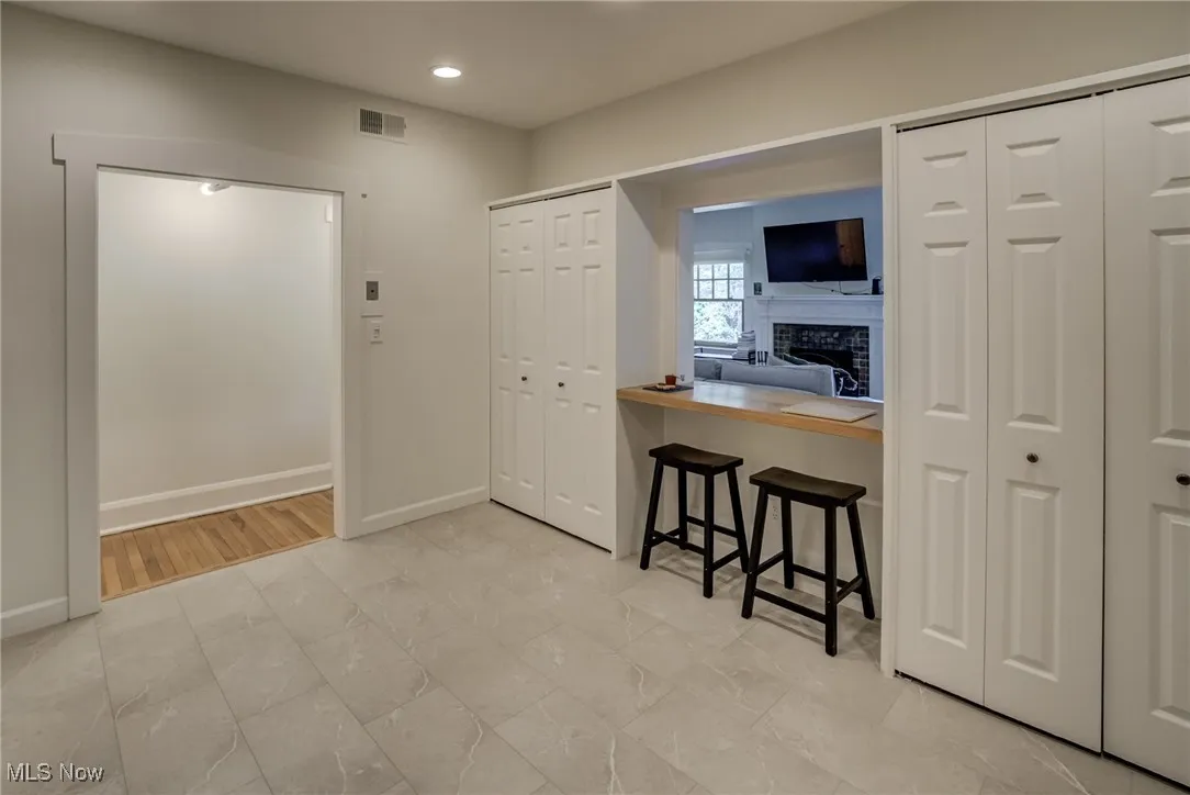 2472 Overlook Road # 5, Cleveland Heights, Ohio,MLS Now Listing ID