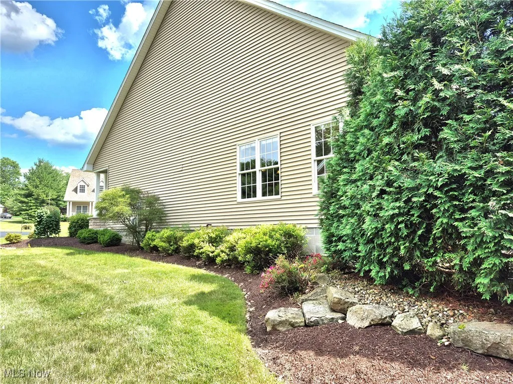 8672 Kimblewick Lane, Warren, Ohio,MLS Now Listing ID