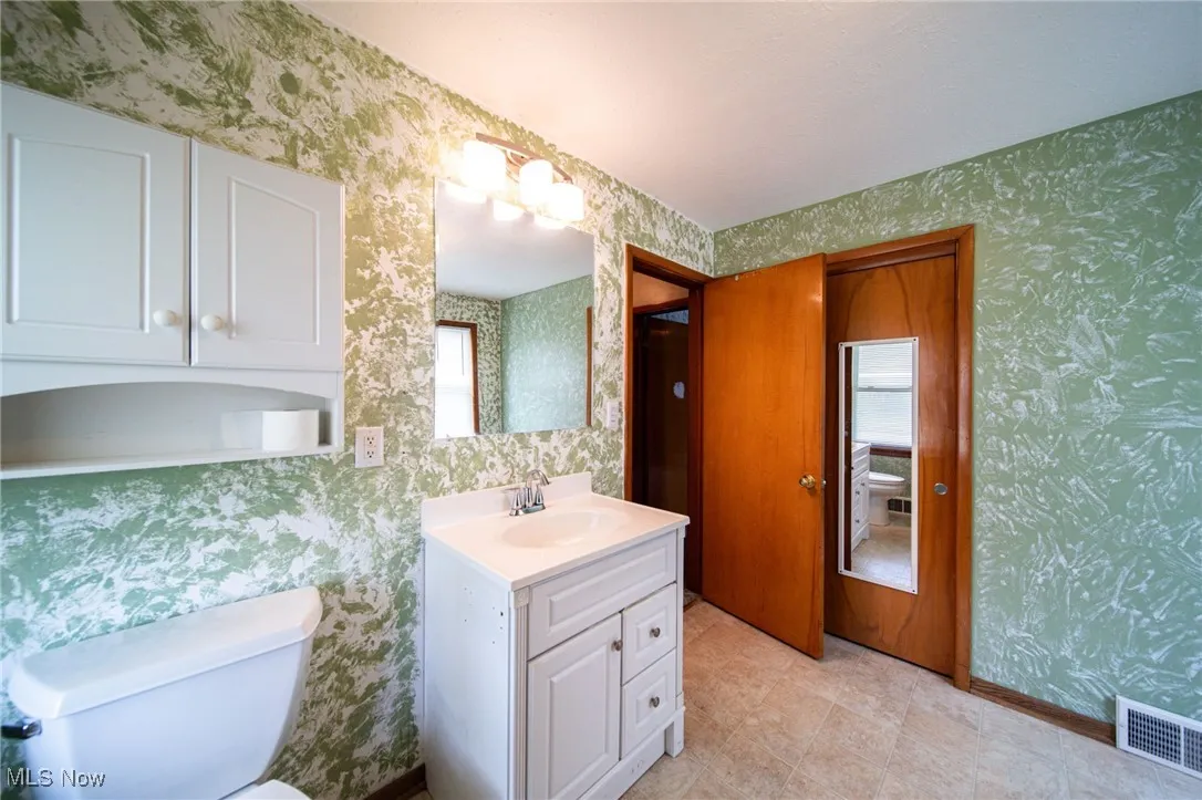 5132 Chestnut Hill Drive, Willoughby, Ohio,MLS Now Listing ID