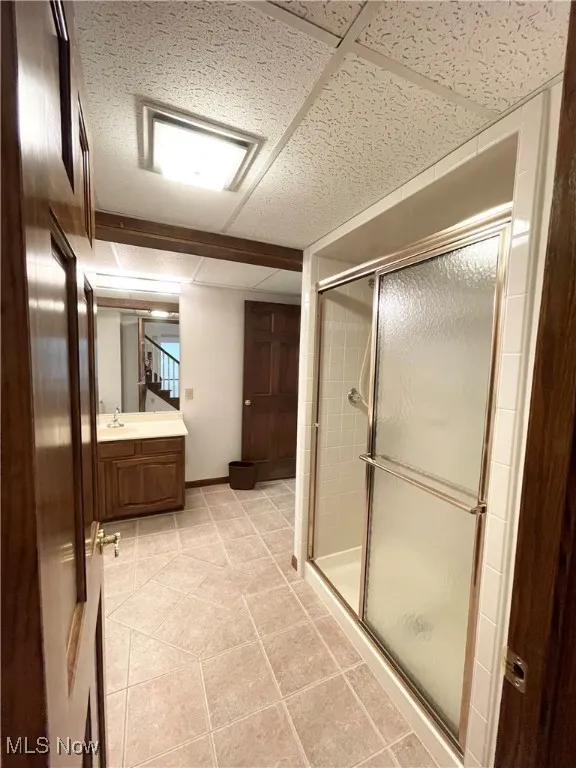 Full bath on lower level