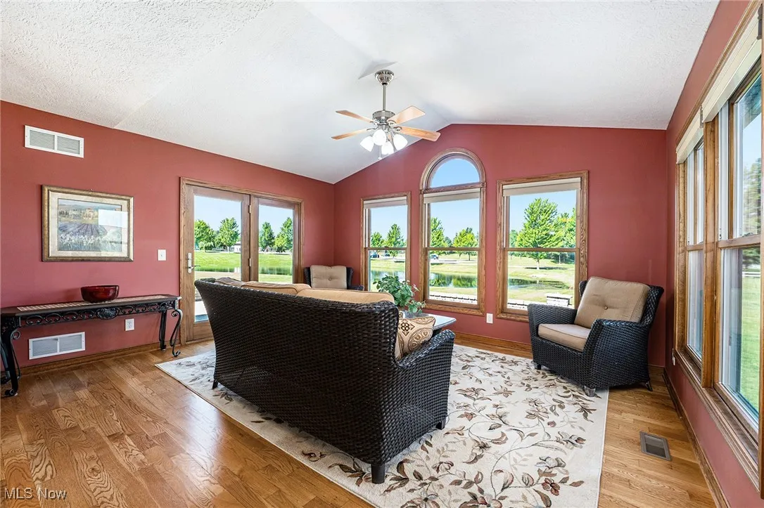 6782 Fawndale Drive, Medina, Ohio,MLS Now Listing ID