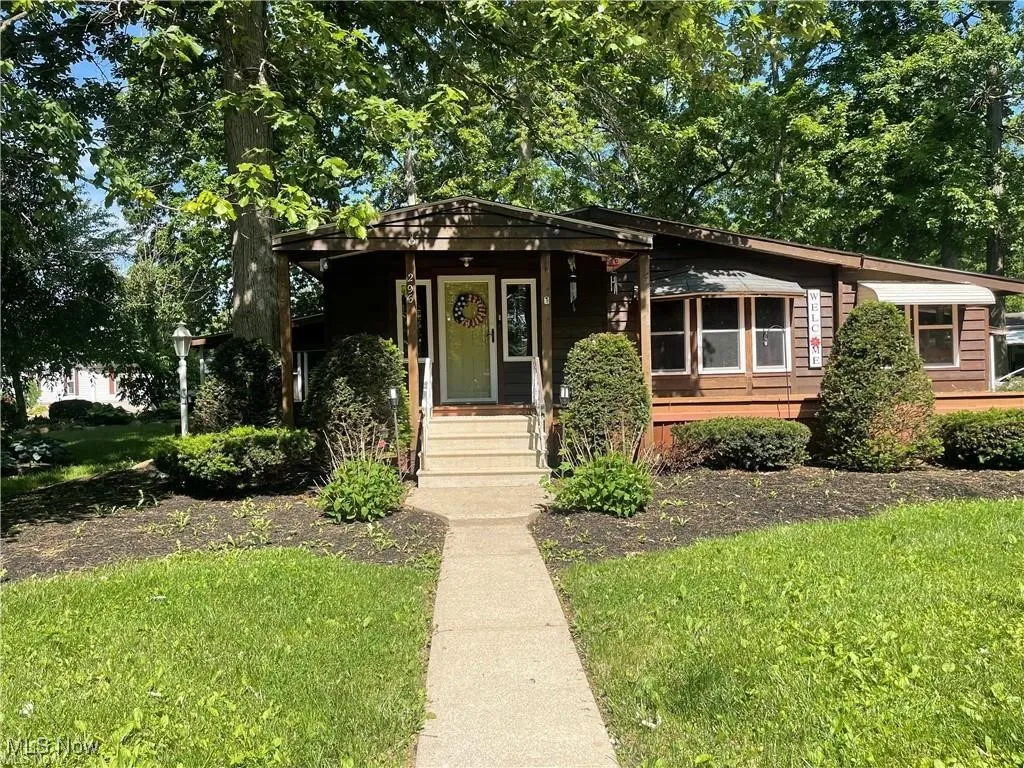 296 Ashwood Drive, Elyria, Ohio,MLS Now Listing ID