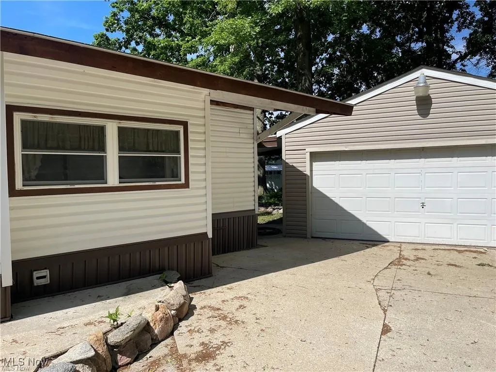 296 Ashwood Drive, Elyria, Ohio,MLS Now Listing ID