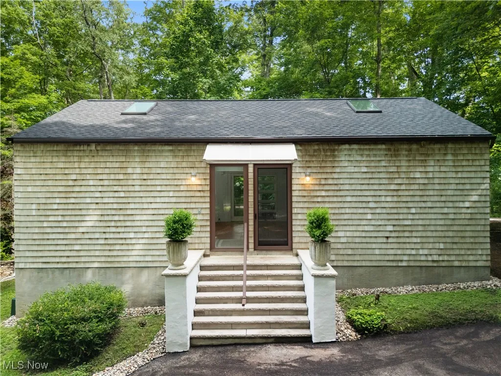4 Valley Ridge Farm, Hunting Valley, Ohio 44022,MLS Now Listing ID