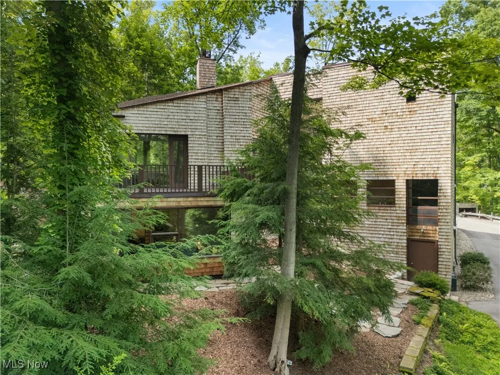 4 Valley Ridge Farm, Hunting Valley, Ohio 44022,MLS Now Listing ID