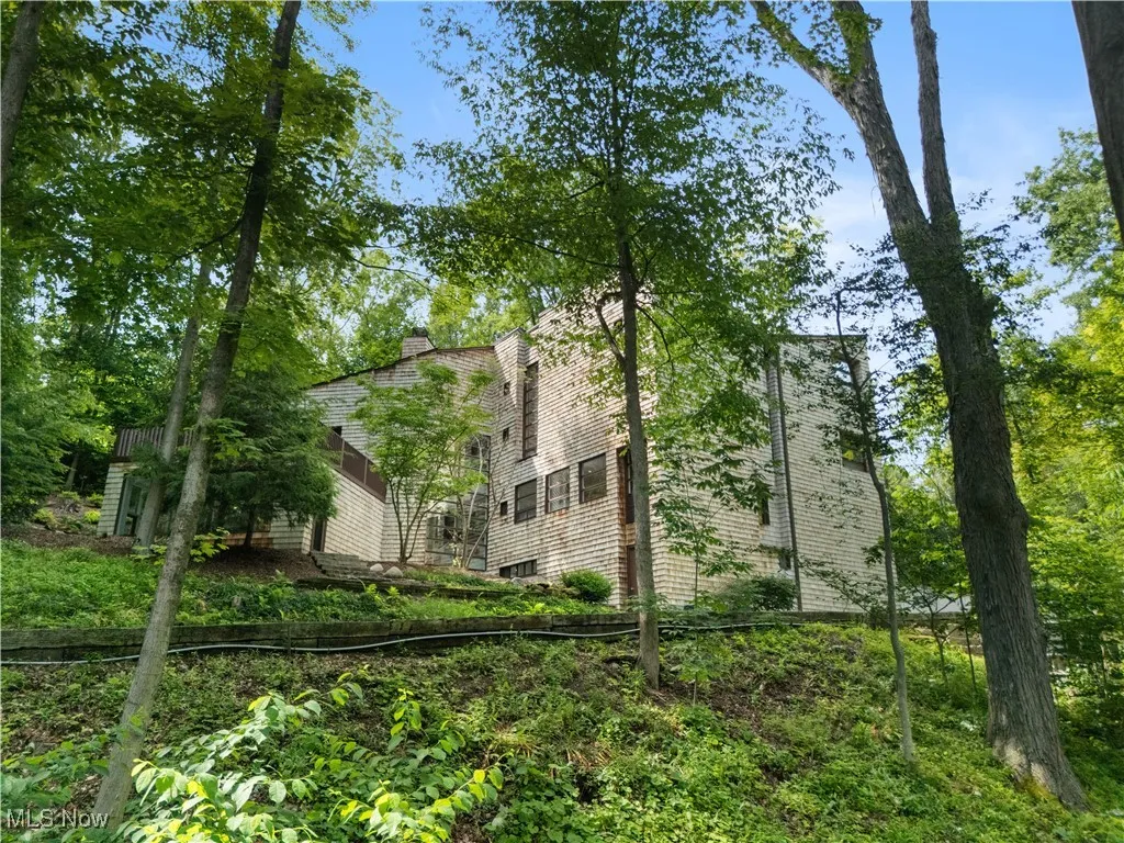 4 Valley Ridge Farm, Hunting Valley, Ohio 44022,MLS Now Listing ID