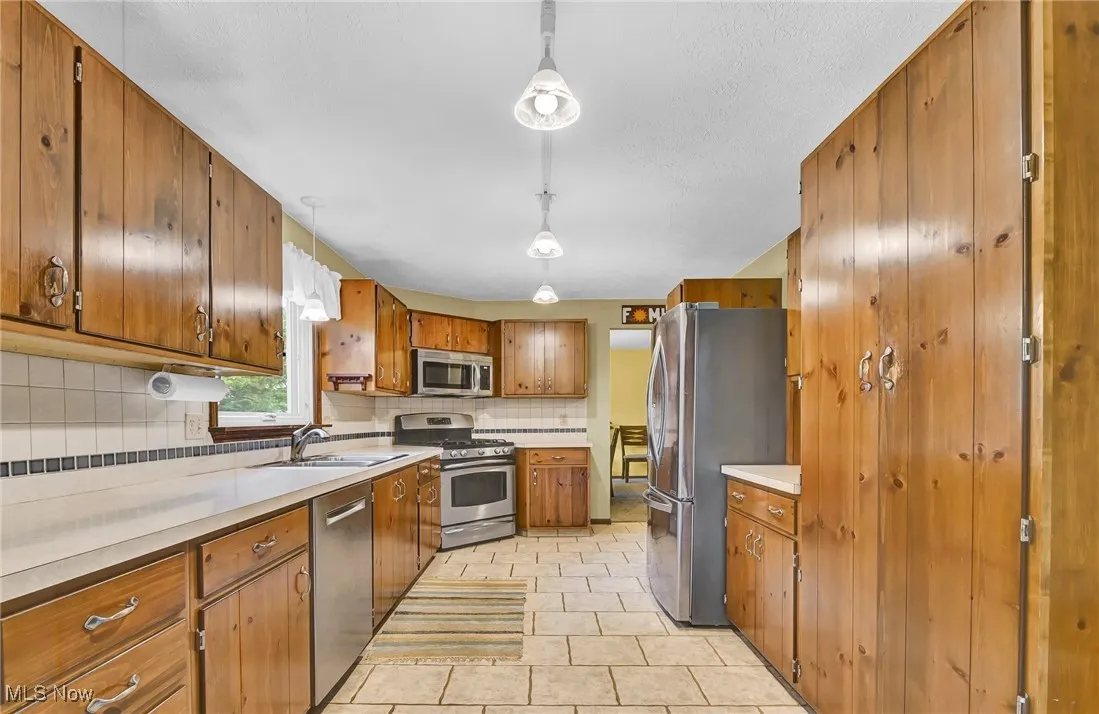 1065 Sunshine Court, Grafton, Ohio 44044,MLS Now Listing ID