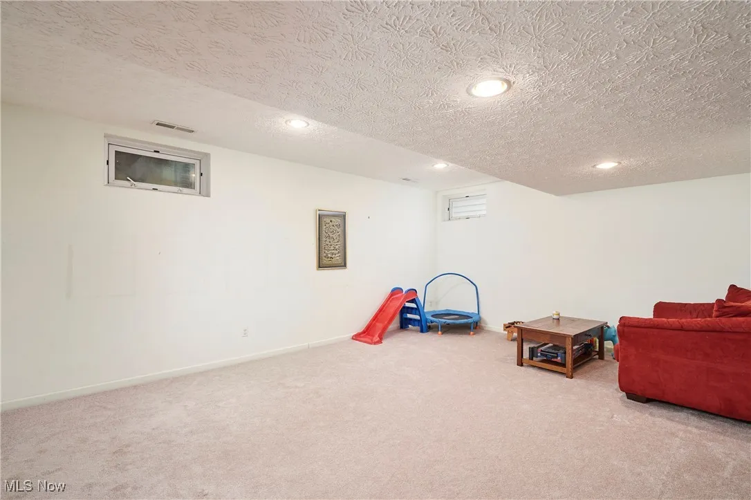 933 Alder Run Way, Akron, Ohio,MLS Now Listing ID
