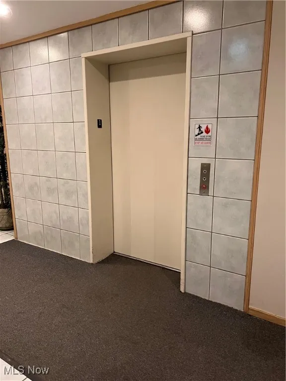 Closet with elevator