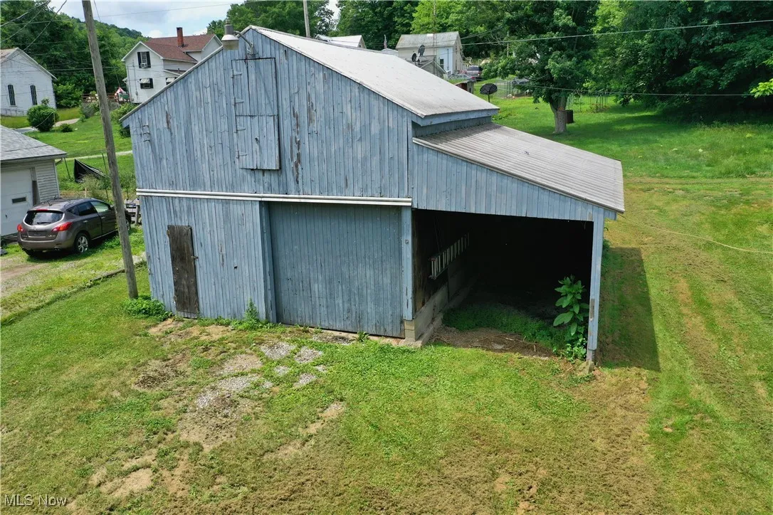 Barn