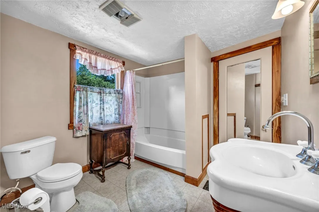 2424 Dock Road, Madison, Ohio,MLS Now Listing ID