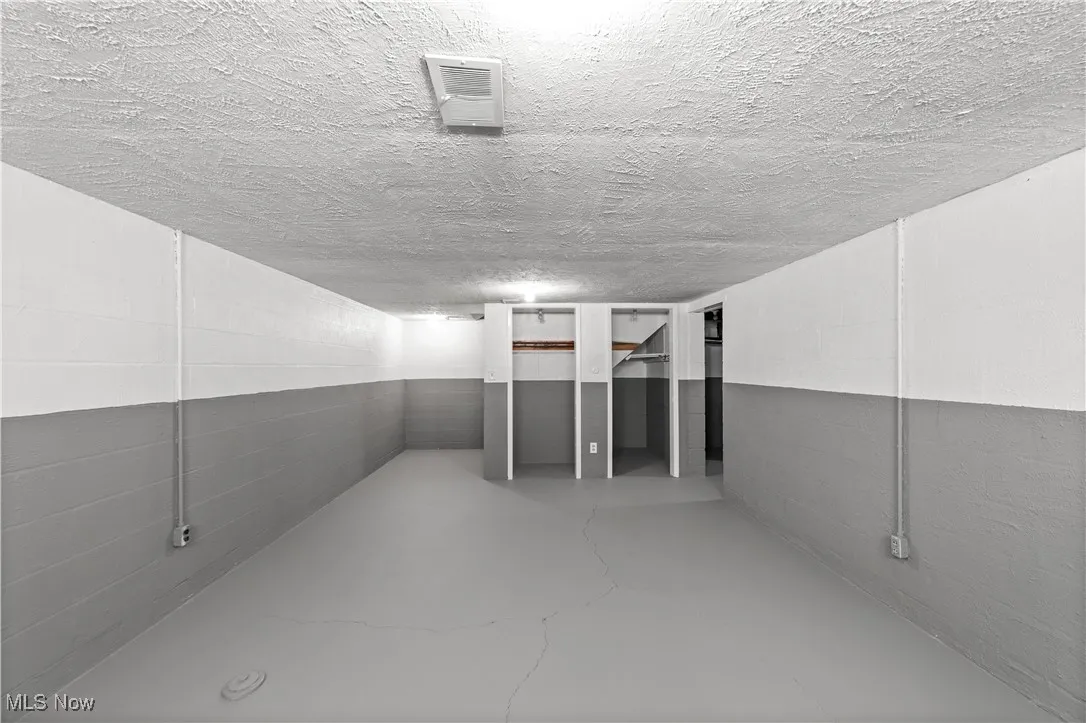 6439 Beverly Drive, Parma Heights, Ohio,MLS Now Listing ID