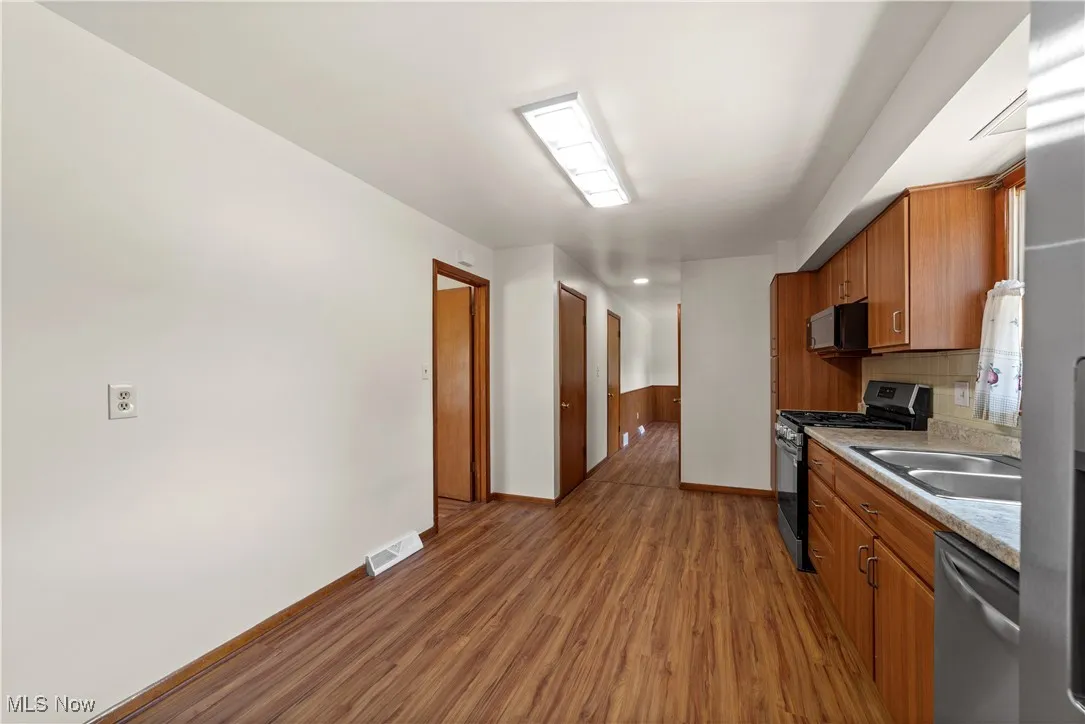 6439 Beverly Drive, Parma Heights, Ohio,MLS Now Listing ID