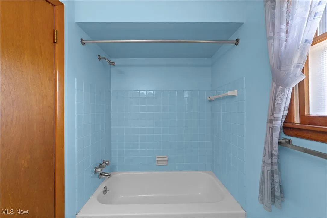 6439 Beverly Drive, Parma Heights, Ohio,MLS Now Listing ID