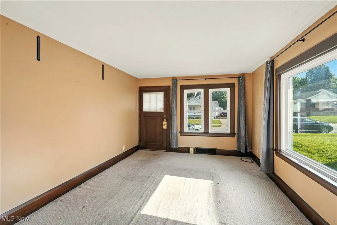 33 Townsend Avenue, Girard, Ohio,MLS Now Listing ID