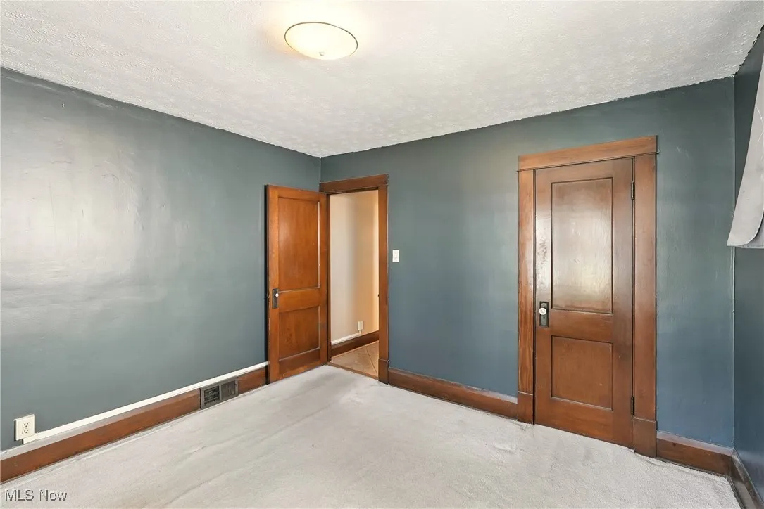 33 Townsend Avenue, Girard, Ohio,MLS Now Listing ID