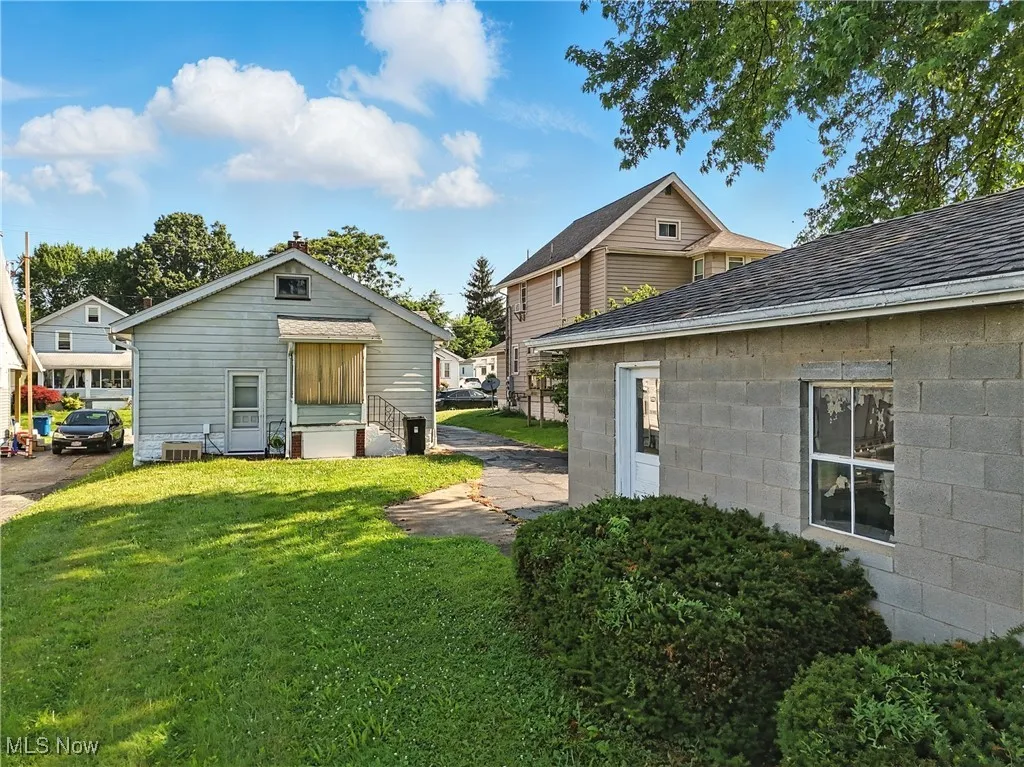 33 Townsend Avenue, Girard, Ohio,MLS Now Listing ID