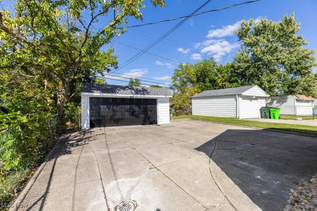4033 Stonehaven Road, South Euclid, Ohio 44121,MLS Now Listing ID