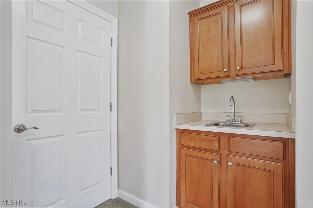 wet bar in primary bedroom