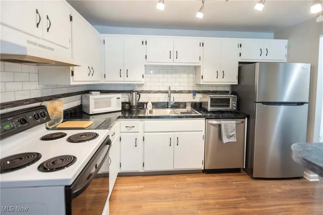 2021 King James Parkway # 214, Westlake, Ohio,MLS Now Listing ID