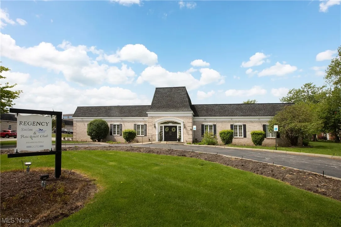2021 King James Parkway # 214, Westlake, Ohio,MLS Now Listing ID