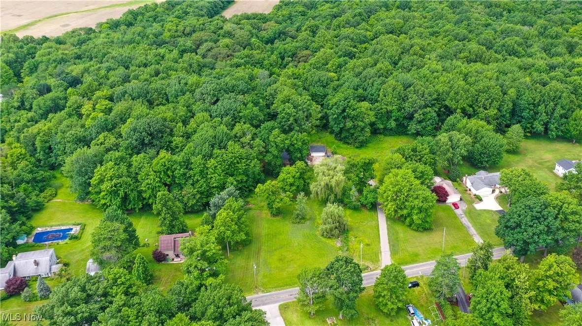 Bird's eye view of a heavily wooded area