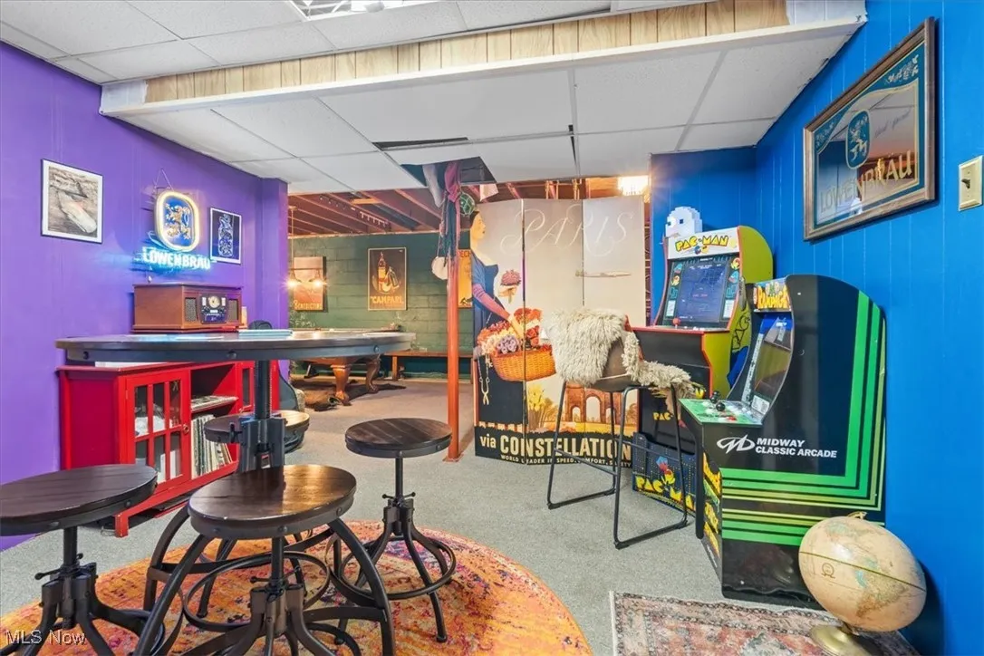 Game/rec room