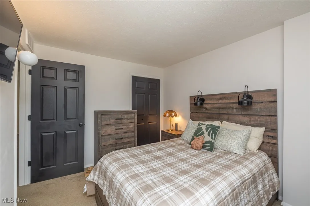 9301 Sussex Drive, Olmsted Falls, Ohio,MLS Now Listing ID