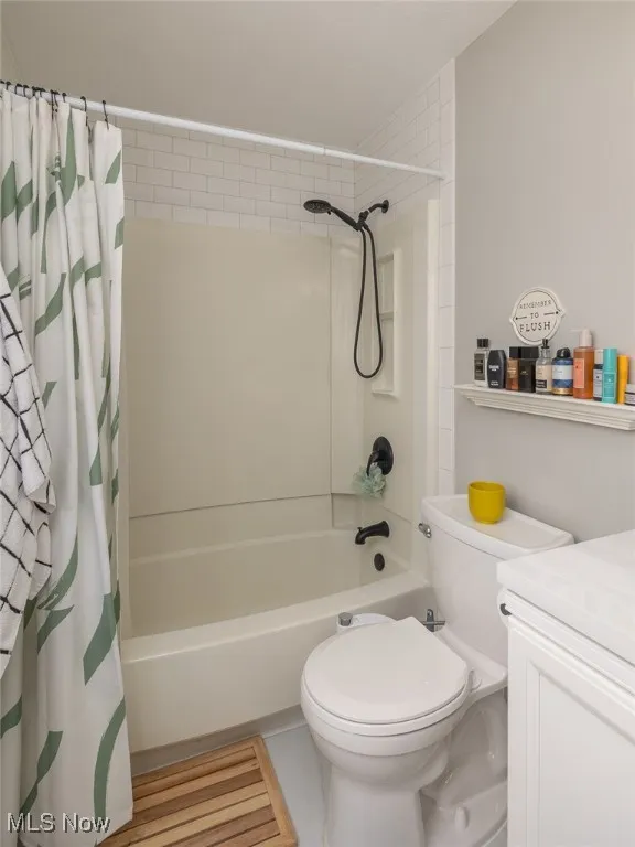 9301 Sussex Drive, Olmsted Falls, Ohio,MLS Now Listing ID
