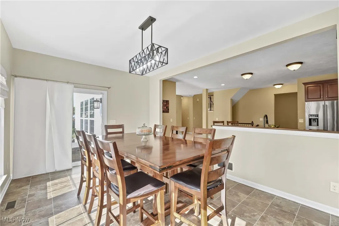 39098 Caistor Drive, Avon, Ohio,MLS Now Listing ID