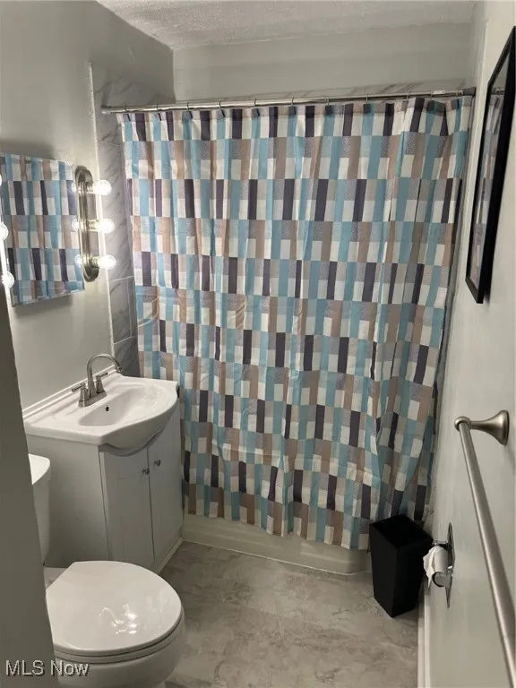 1st floor Bathroom