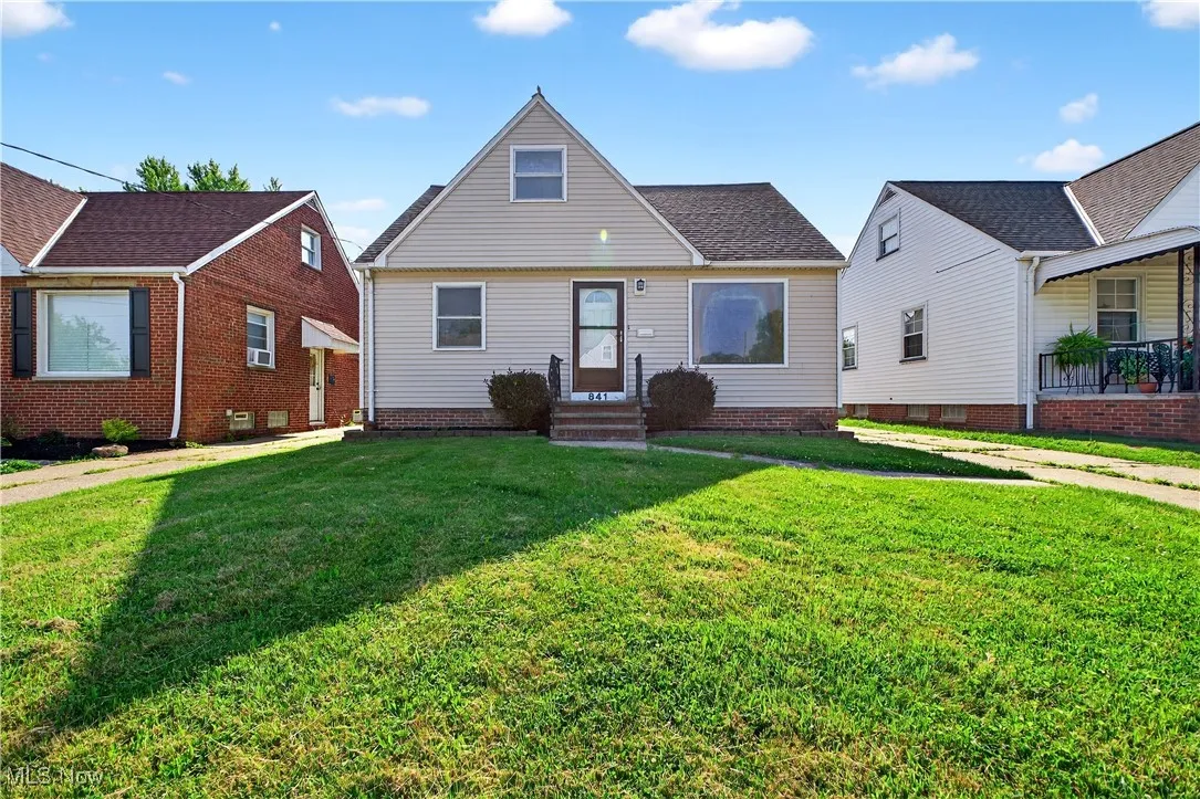841 E 216th Street, Euclid, Ohio 44119,MLS Now Listing ID