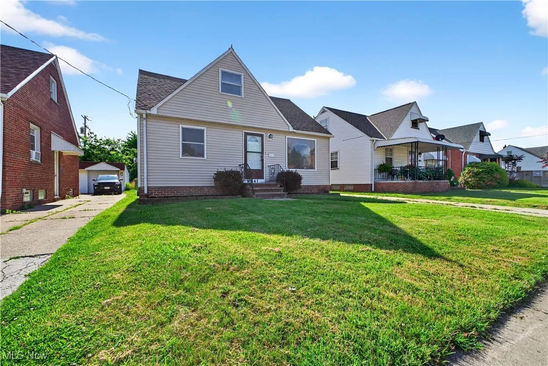 841 E 216th Street, Euclid, Ohio 44119,MLS Now Listing ID
