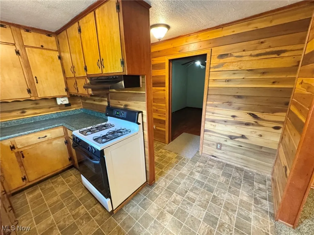 33 Knight Lane, Big Bend, West Virginia,MLS Now Listing ID