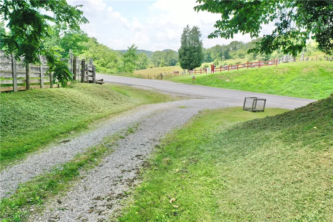 33 Knight Lane, Big Bend, West Virginia,MLS Now Listing ID