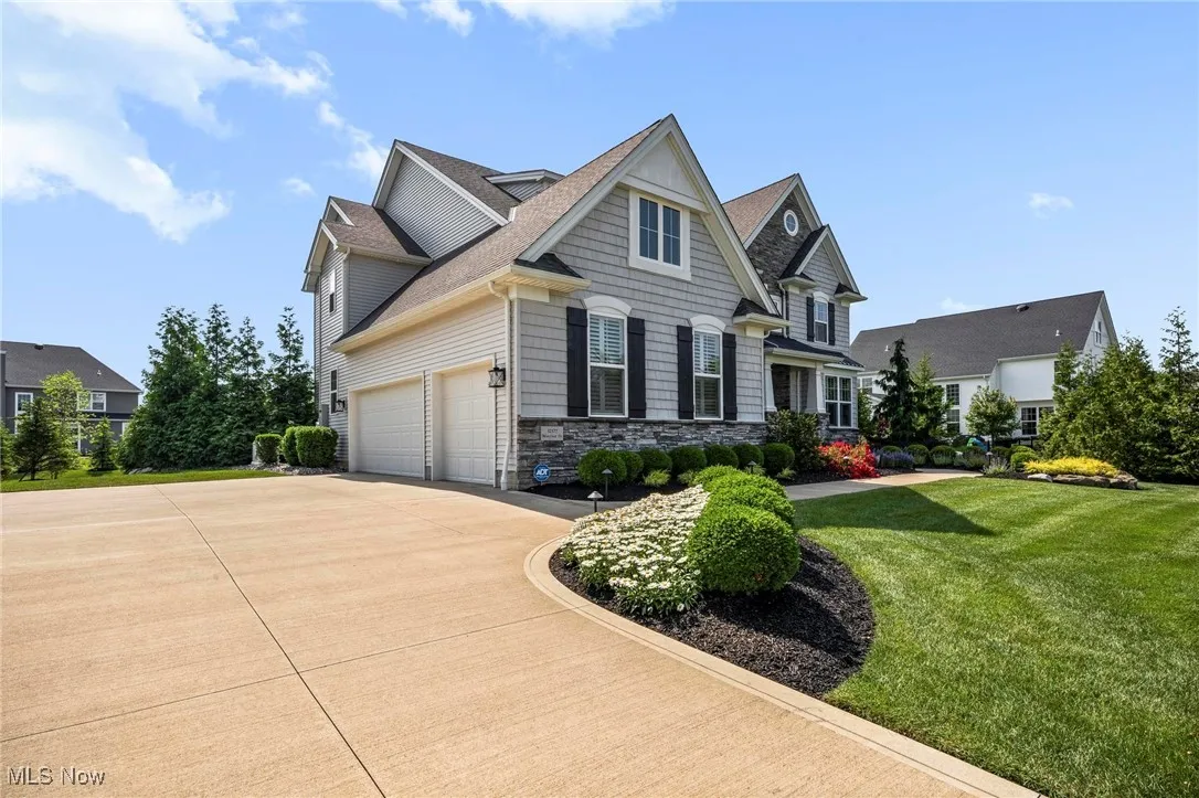 32577 Muirfield Drive, Avon Lake, Ohio,MLS Now Listing ID