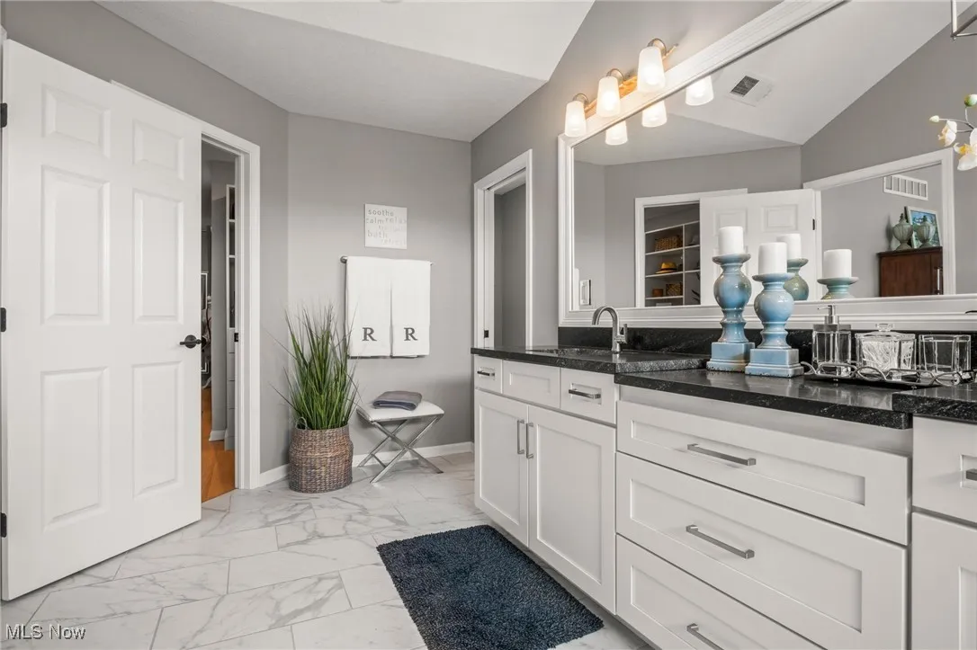 32577 Muirfield Drive, Avon Lake, Ohio,MLS Now Listing ID